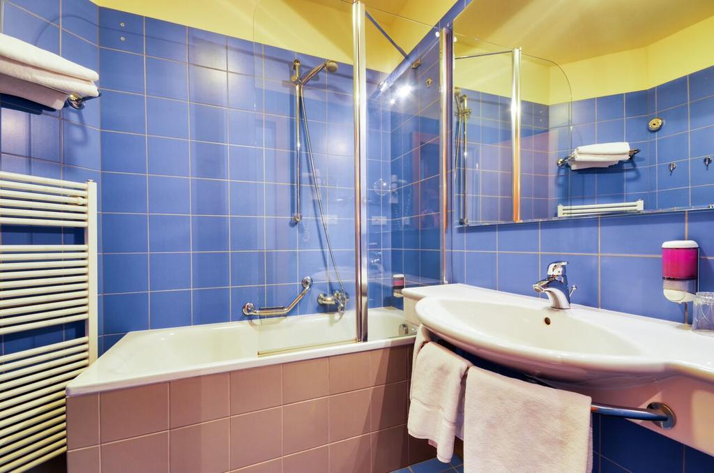 Hotel Filipinum Jablonne nad Orlici Phòng bức ảnh